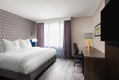 Photo 2 - GLō Best Western Bronx NYC