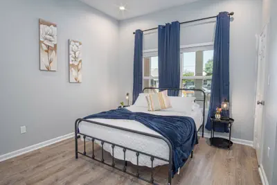 Photo 5 - Inviting 4br/2ba Near Downtown & Riverwalk