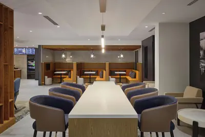Photo 4 - Courtyard by Marriott Denver Downtown West