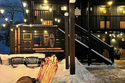 Photo 2 - The Lincoln Boutique Motel
