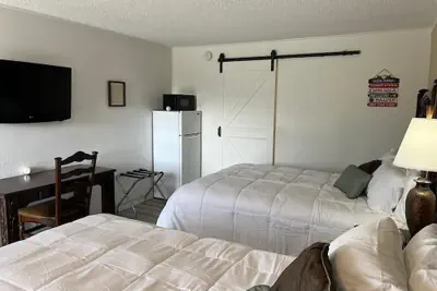 Photo 4 - Ball Parks Inn