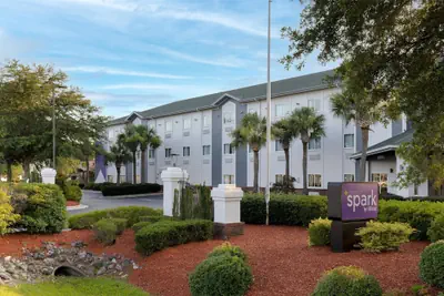 Photo 2 - Spark by Hilton Wilmington Carolina Beach Rd