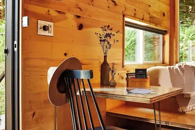 Photo 5 - Postcard Cabins Lake Hartwell, Outdoor Collection by Marriott Bonvoy