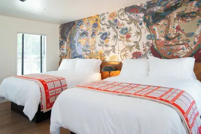 Photo 4 - Talbot Commons Hotel