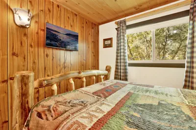 Photo 3 - Holmes Away From Home #2485