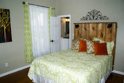Photo 4 - My Home Is Your Home 2 Bedroom Home