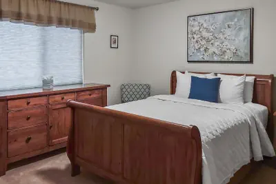 Photo 3 - Hermosa Haven 3 Bedroom Home