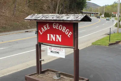 Photo 2 - The Lake George Inn
