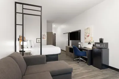 Photo 5 - La Quinta Inn & Suites by Wyndham Olive Branch