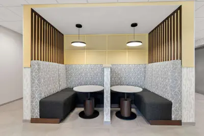 Photo 5 - Hampton Inn & Suites Corona, Ca
