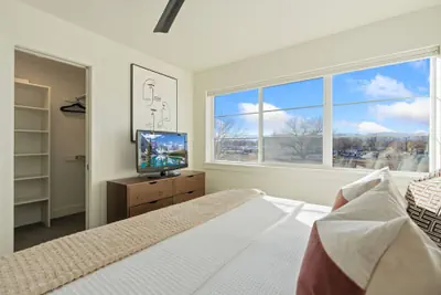 Photo 3 - Mountain View Home w/ King Beds & Rooftop Deck