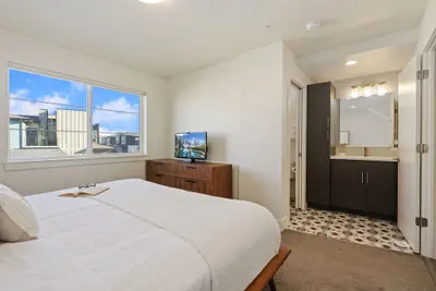 Photo 4 - Mountain View Home w/ King Beds & Rooftop Deck