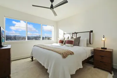 Photo 5 - Mountain View Home w/ King Beds & Rooftop Deck