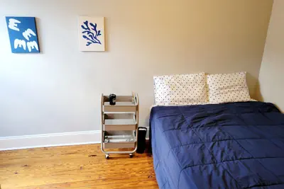 Photo 5 - Budget Bed Room near Downtown