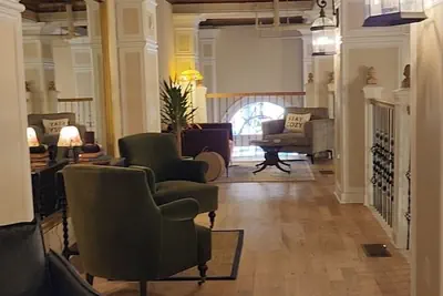 Photo 5 - Historic Griffin Hotel