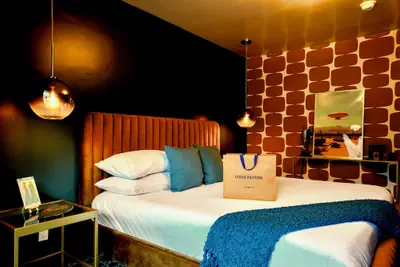 Photo 4 - The Stardust Hotel