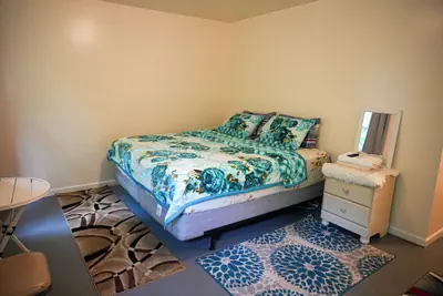 Photo 2 - Divine Villa and Resorts- 67 Sherman Ave