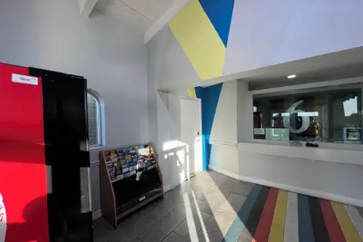 Photo 3 - Studio 6 Phoenix, AZ - Midtown