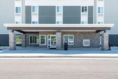 Photo 2 - WoodSpring Suites Buford near Mall of Georgia-Lake Lanier