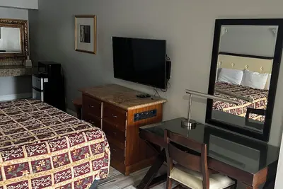 Photo 5 - Amber Motel