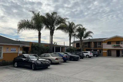 Photo 2 - Amber Motel