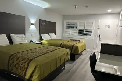 Photo 3 - Beach Inn - A Huntington Beach Motel