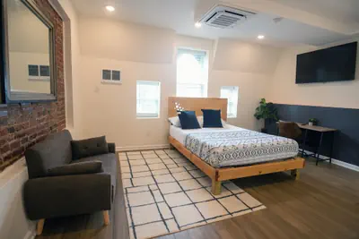 Photo 4 - Diamond Suites Philadelphia Center