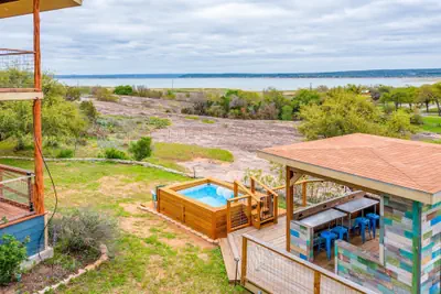 Photo 2 - 5 King 3 5b Firepit Nearby Pickleball Opens Feb 25 Lvl2 EV Charger Pool w Lake Views