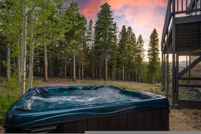 Photo 4 - Serene Retreat Amazing Views Hottub Sauna Xbox