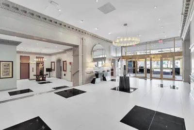 Photo 2 - DC Airport Metroline Apartments