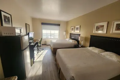 Photo 5 - CASH REWARDS INN & SUITES