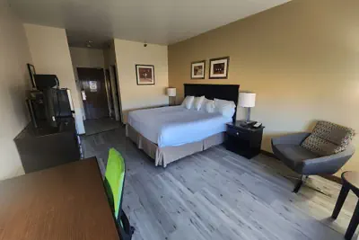 Photo 2 - CASH REWARDS INN & SUITES