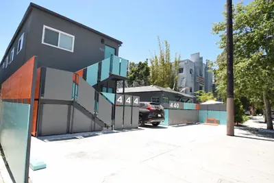 Photo 2 - South Venice Lodge