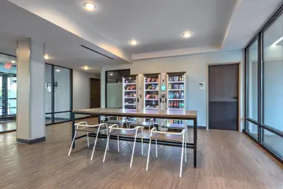 Photo 3 - ECHO Suites Extended Stay by Wyndham Dallas Plano/Richardson