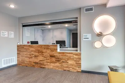 Photo 2 - ECHO Suites Extended Stay by Wyndham Dallas Plano/Richardson