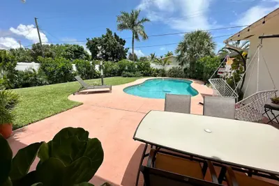 Photo 2 - Good Vibes House With Private Pool