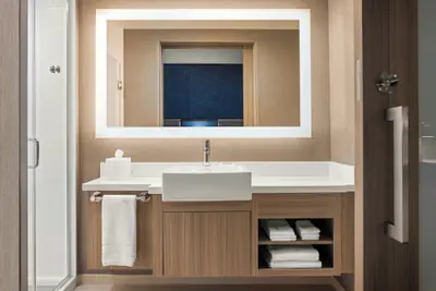 Photo 2 - SpringHill Suites by Marriott Eau Claire