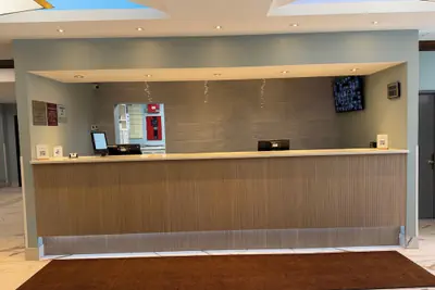 Photo 4 - Hilltop Inn & Suites