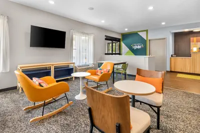 Photo 2 - Spark by Hilton Dayton Fairborn