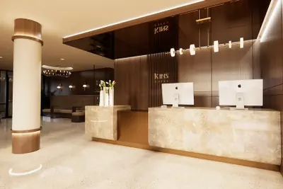 Photo 2 - Kins Hotel