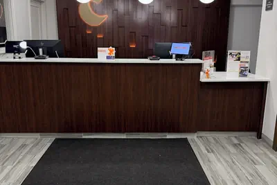 Photo 3 - Comfort Inn and Suites Chicago I-80/294