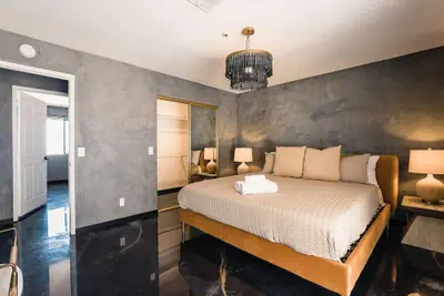 Photo 5 - @ Marbella Lane - Zen-like Ambiance 3BR Home in JT