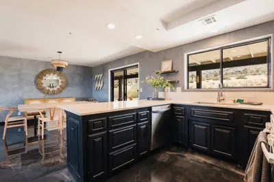 Photo 4 - @ Marbella Lane - Zen-like Ambiance 3BR Home in JT