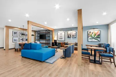 Photo 3 - Everhome Suites Yuma East I-8 by Choice Hotels