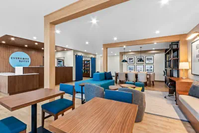 Photo 4 - Everhome Suites Yuma East I-8 by Choice Hotels