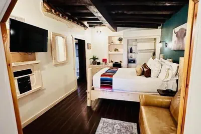 Photo 5 - Adobe Rose Inn