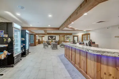 Photo 3 - Beautifully Updated Mountain Chic Condo 1 Bedroom Condo