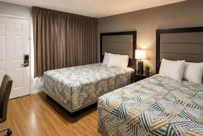 Photo 2 - Studio 6 Suites Belton, TX