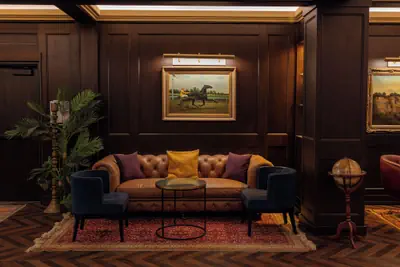 Photo 4 - Whisky Hotel