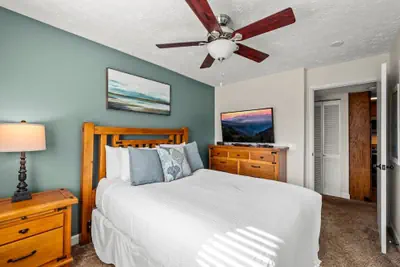 Photo 5 - Sleeps 6 Mountain Views Shared Resort Amenities